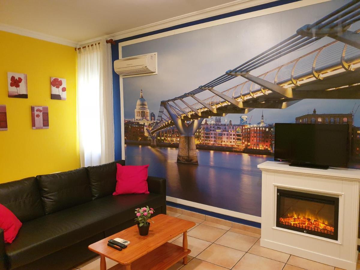 Apartamentos Dana Мадрид Экстерьер фото