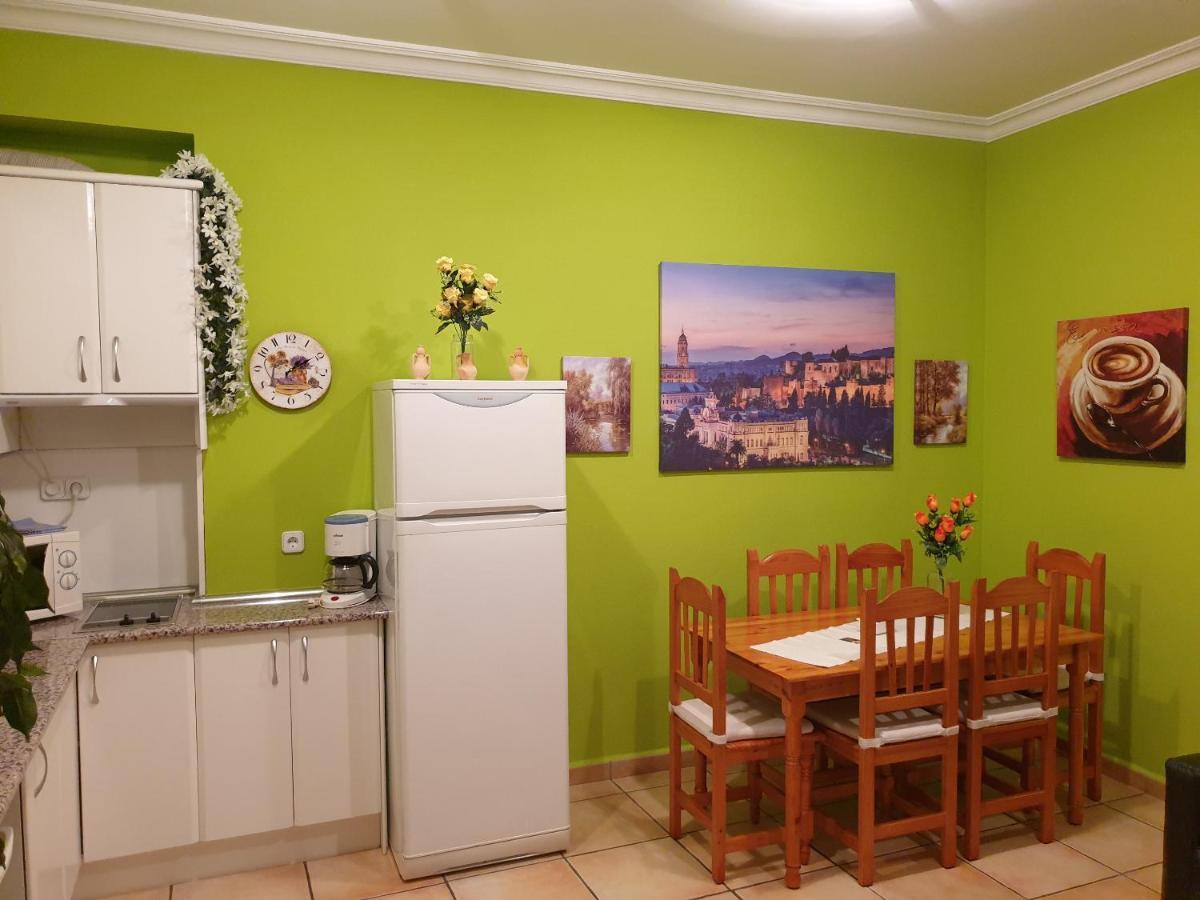 Apartamentos Dana Мадрид Экстерьер фото